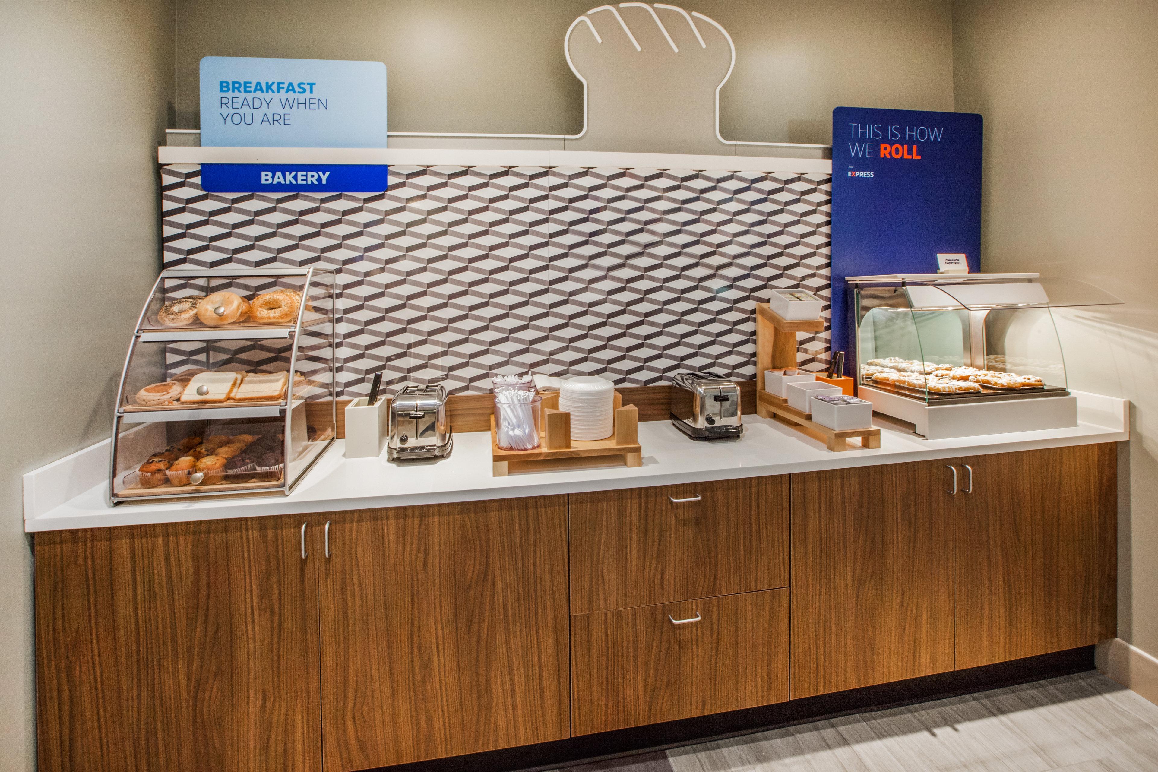 Holiday Inn Express & Suites Vaughan-Southwest By Ihg Zewnętrze zdjęcie