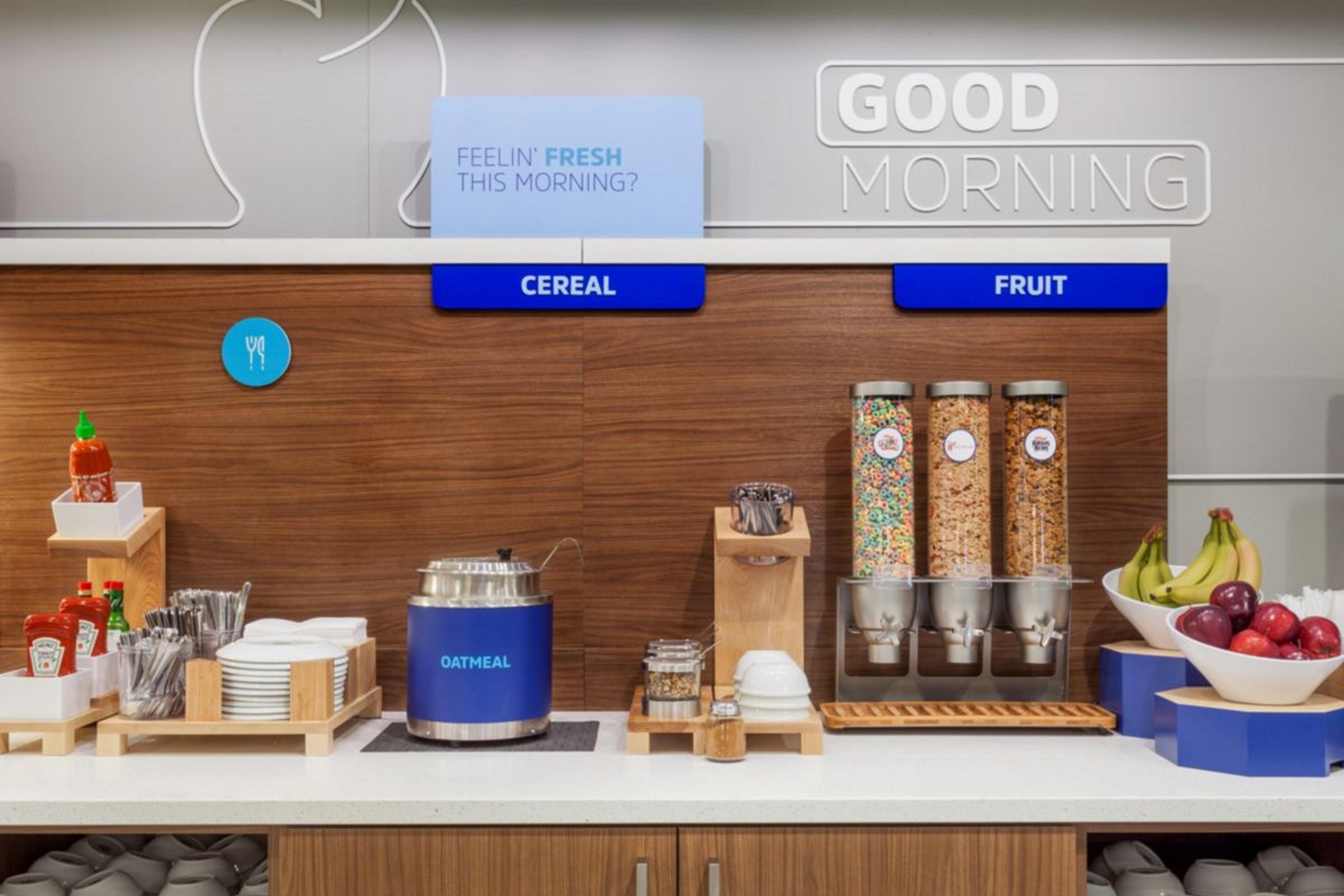 Holiday Inn Express & Suites Vaughan-Southwest By Ihg Zewnętrze zdjęcie