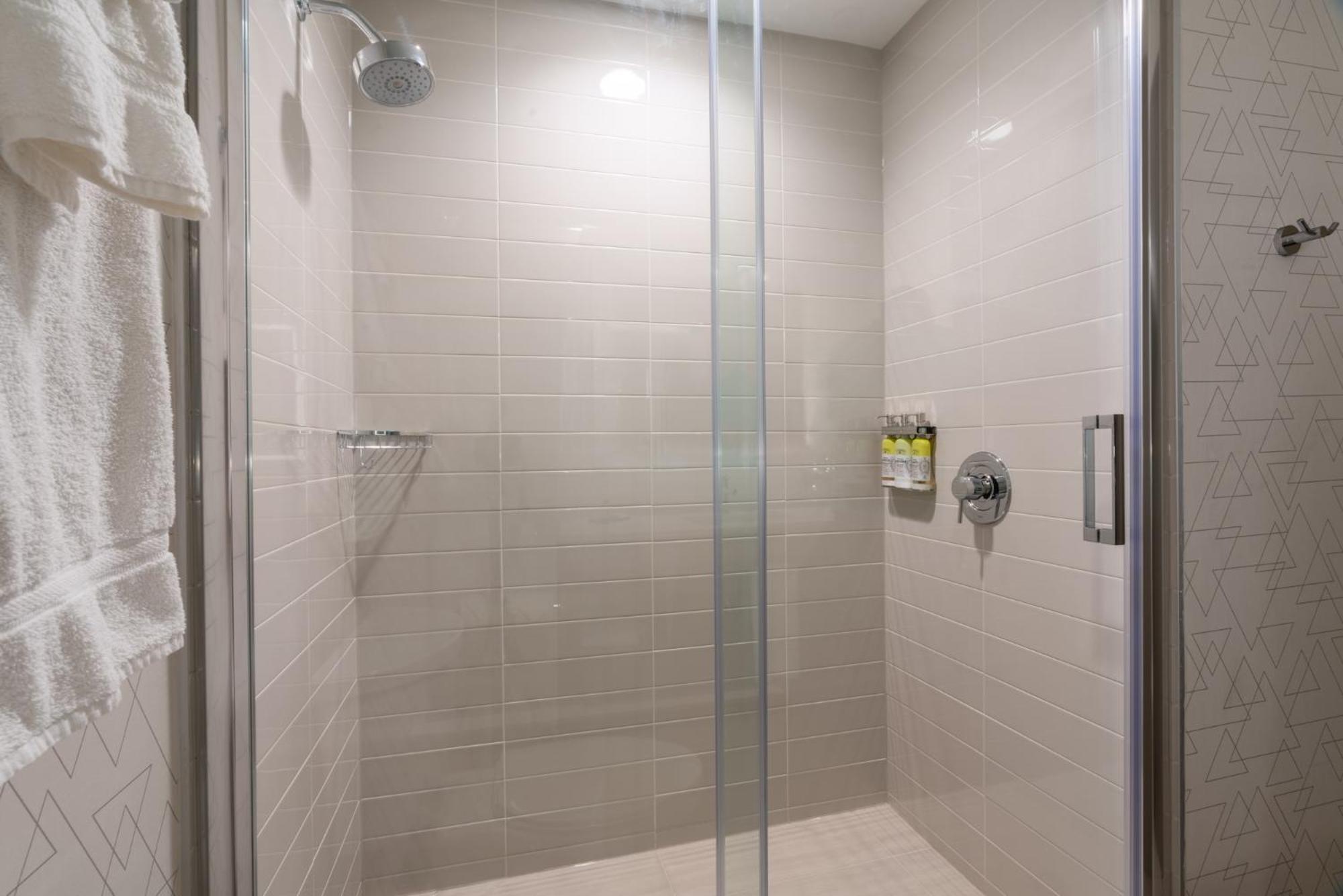 Holiday Inn Express & Suites Vaughan-Southwest By Ihg Zewnętrze zdjęcie