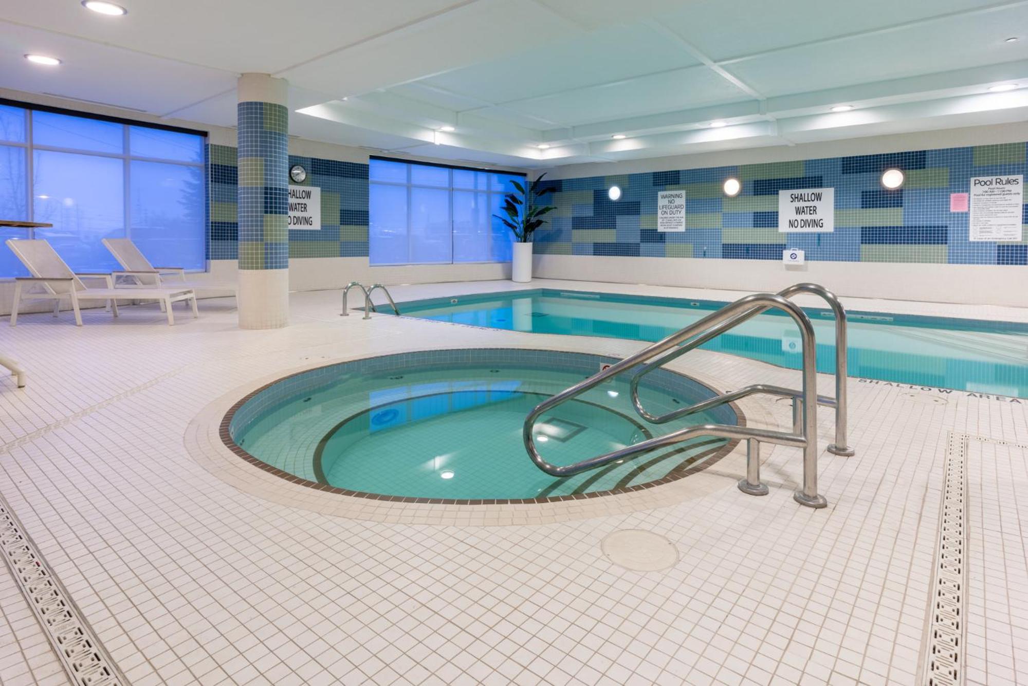 Holiday Inn Express & Suites Vaughan-Southwest By Ihg Zewnętrze zdjęcie