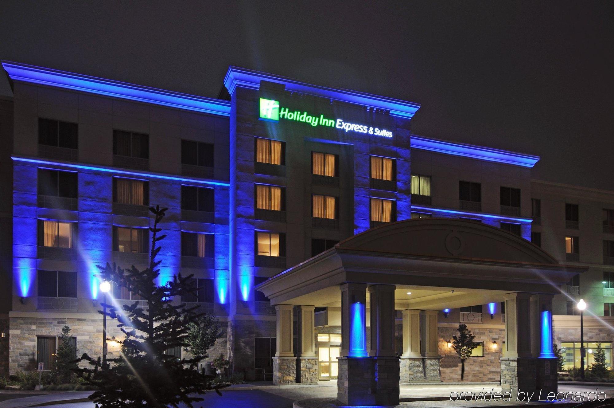Holiday Inn Express & Suites Vaughan-Southwest By Ihg Zewnętrze zdjęcie