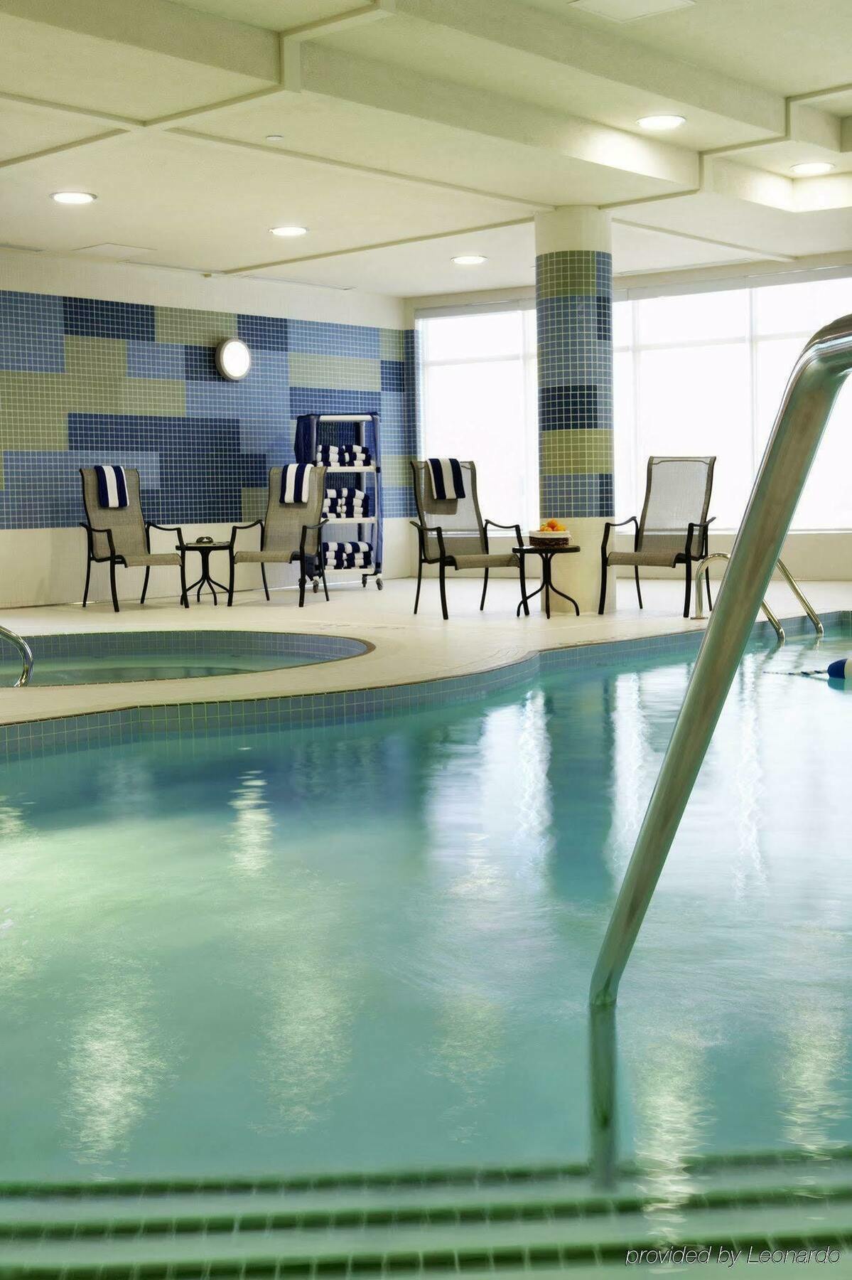 Holiday Inn Express & Suites Vaughan-Southwest By Ihg Zewnętrze zdjęcie